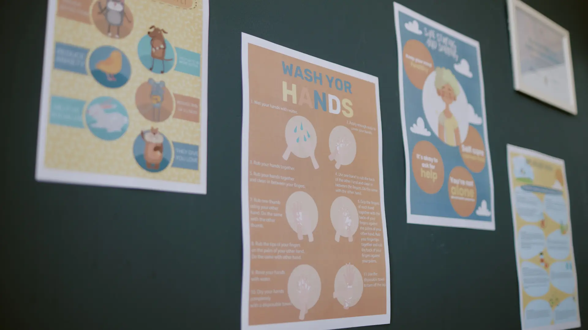 affiches au cabinet de kiné