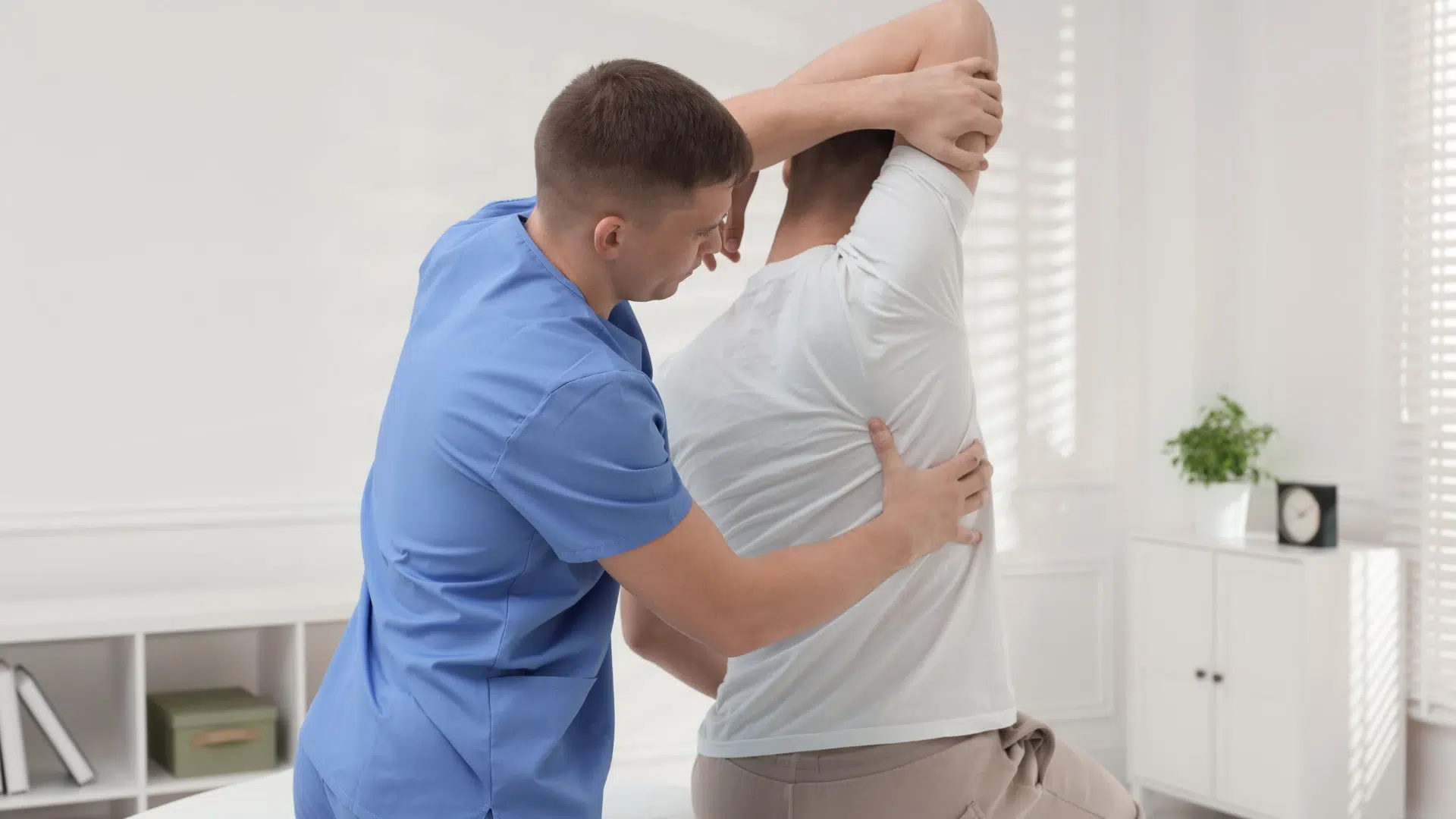 différences kinésithérapeute et ostéopathe